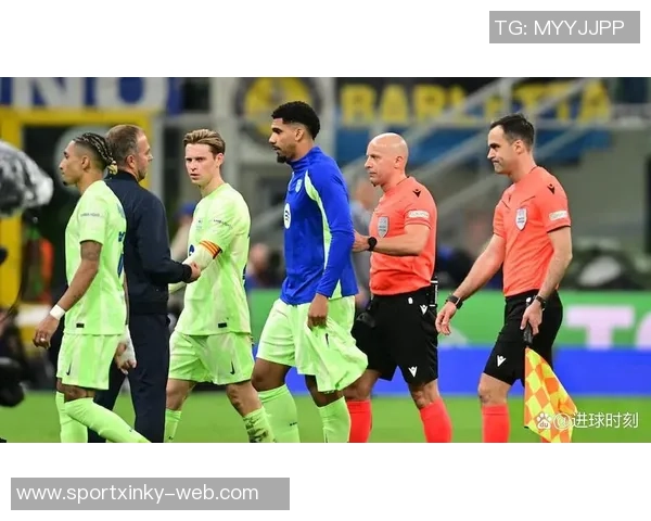 弗里克赛后愤怒不已对裁判判罚表示强烈不满尽管赢得比赛 弗里克赛后愤怒不已对裁判判罚表示强烈不满尽管赢得比赛